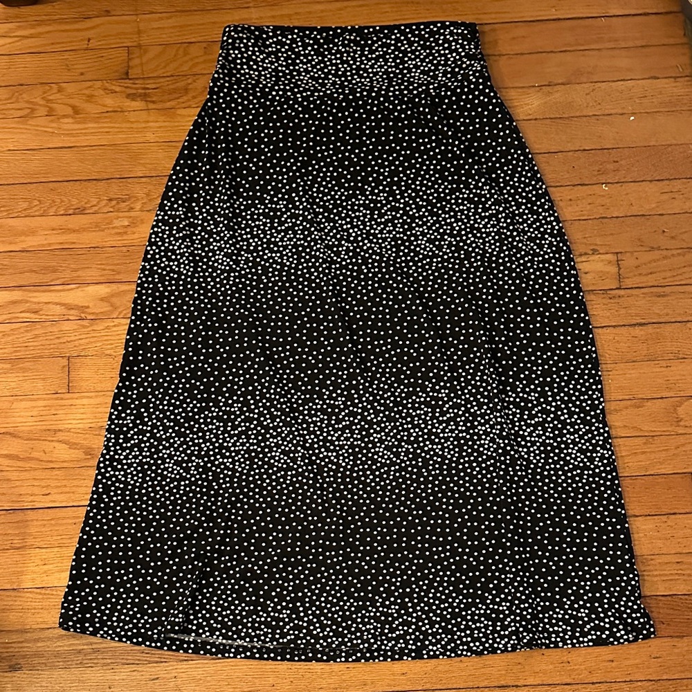 Black and White Polka Dot Skirt in 1X
